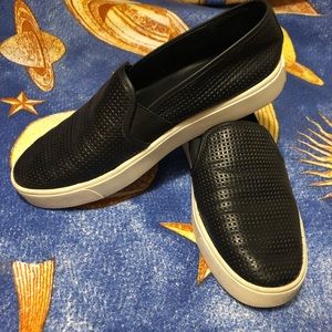 Vince slip on leather shoes